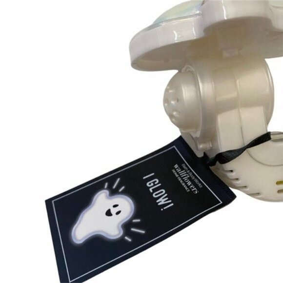 Bath and Body Works Neon Ghost Nightlight Plug In Wallflower Halloween - Picture 3 of 6